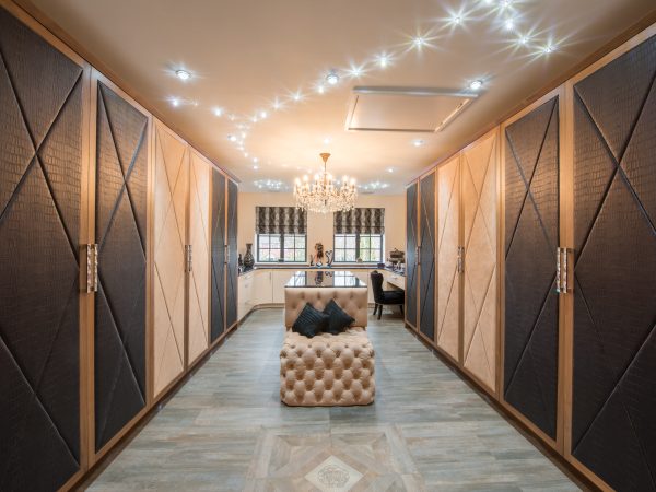 Custom build home - Warlingham, Surrey - photo of dressing room