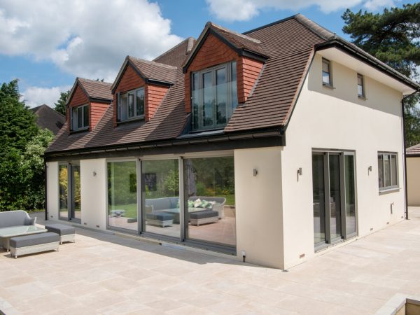Builders in Surrey